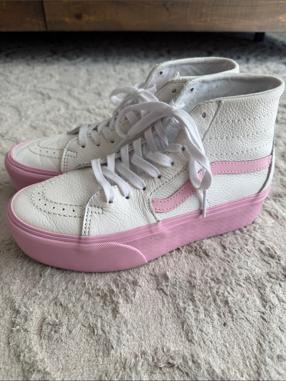 Barbie Vans White and Pink High-Top Platform Sk8-Hi Sneakers - Picture 1 of 4